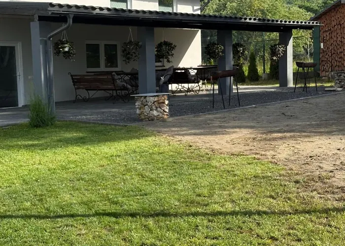 Bier House Apartahotel Velyatyn